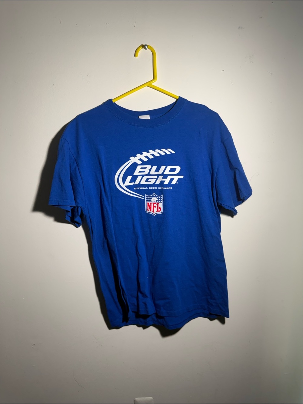 Vintage Fruit of the Loom Blue Bud Light NFL Graphic Tee
